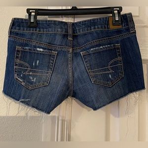 American Eagle Pre-Owned Denim Shorts Size 4